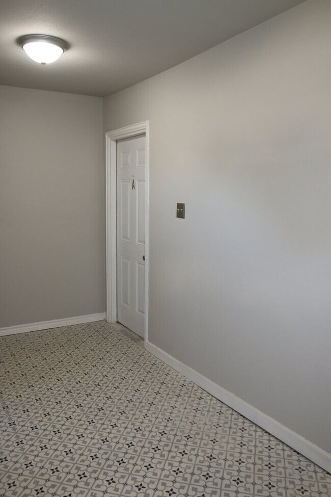 Foto del edificio - 321 SE 13th St