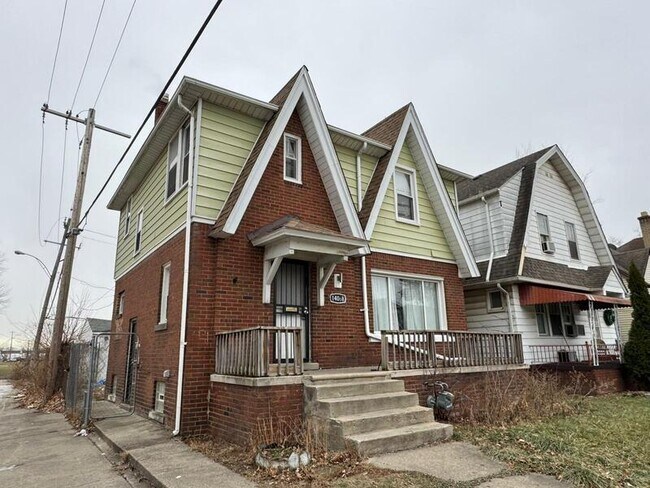 Foto del edificio - 14088 Roselawn St