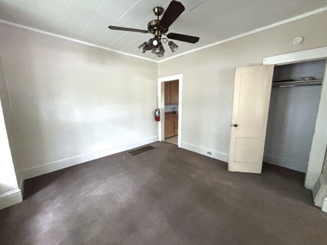 Foto del edificio - 617 9th St S