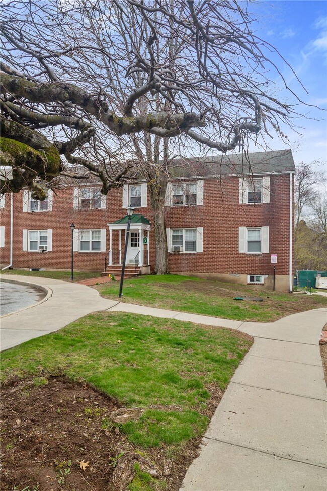 Foto del edificio - 101 Carpenter Ave