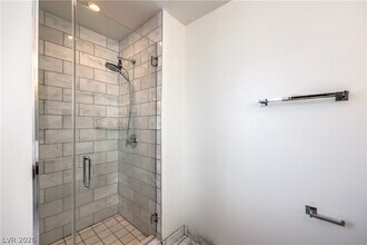 Building Photo - 4471 Dean Martin Dr