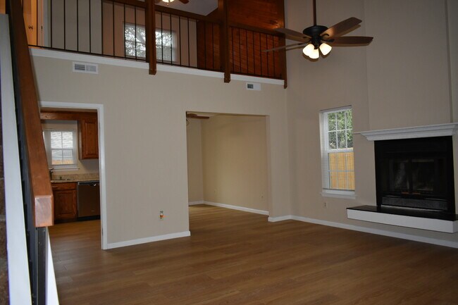 Foto del edificio - Updated Rental!