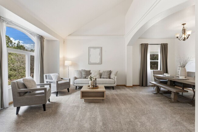 Foto del edificio - Warm & Spacious Woodmoor Home in a Fantastic Location!