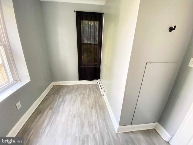 Building Photo - 3050 Hartville St