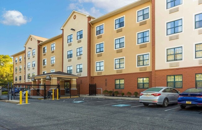 Foto del edificio - Furnished Studio-Philadelphia - Airport - Tinicum Blvd