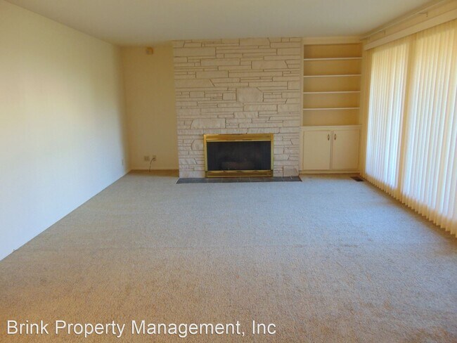 Building Photo - 3 br, 2 bath House - 9695 Evergreen Drive