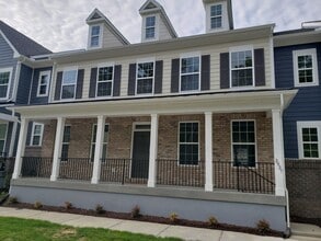 Building Photo - 3937 Northridge St