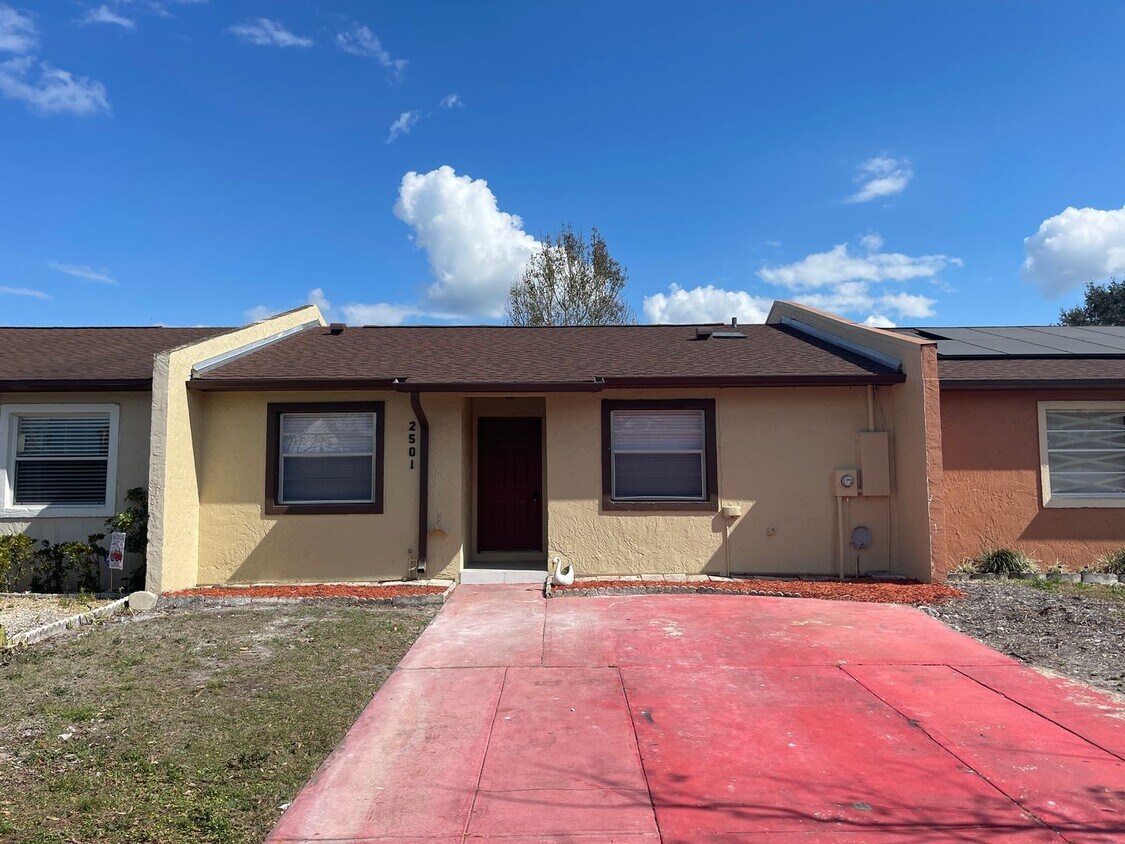 Primary Photo - Stylish & Modern Living in the Heart of Or...