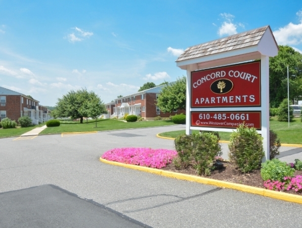 Building Photo - Concord Court Apartments