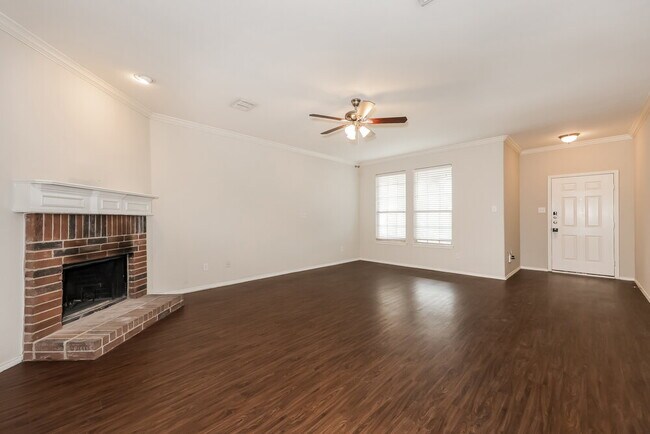 Foto del edificio - 5929 Misty Breeze Dr