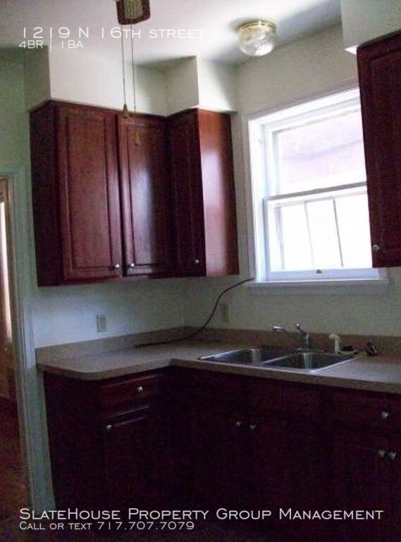 Foto del edificio - 1219 N 16th St