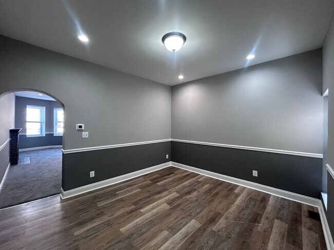 Foto del edificio - Baltimore - 4 Bedrooms and 2.5 baths Available!
