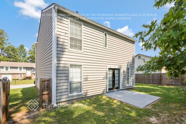 Foto del edificio - 6449 Eastbriar Dr