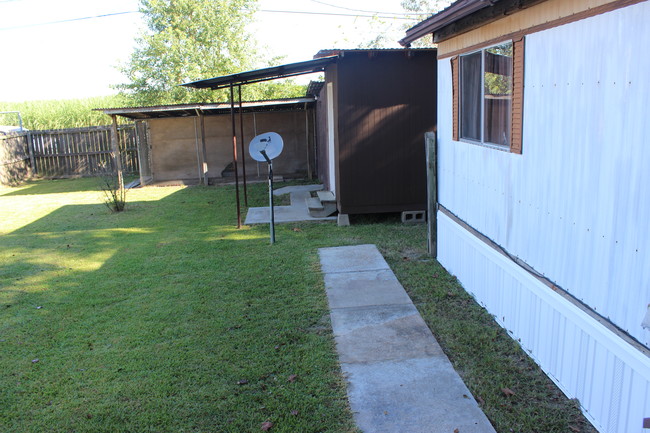 Building Photo - 8274 Tuscaloosa Ave