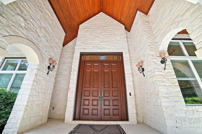 Building Photo - 500 Konstanty Cir