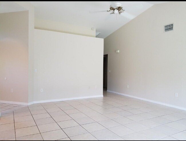 Building Photo - 1441 Capricorn Blvd