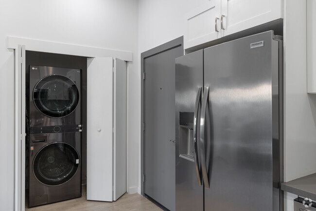 2BR, 2BA - 977SF - Appliances - Apache Rock Apartments