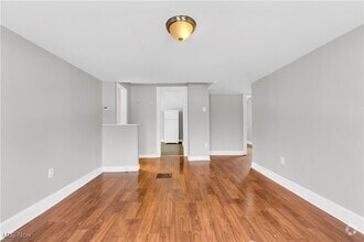 Building Photo - 3746 W 140th St
