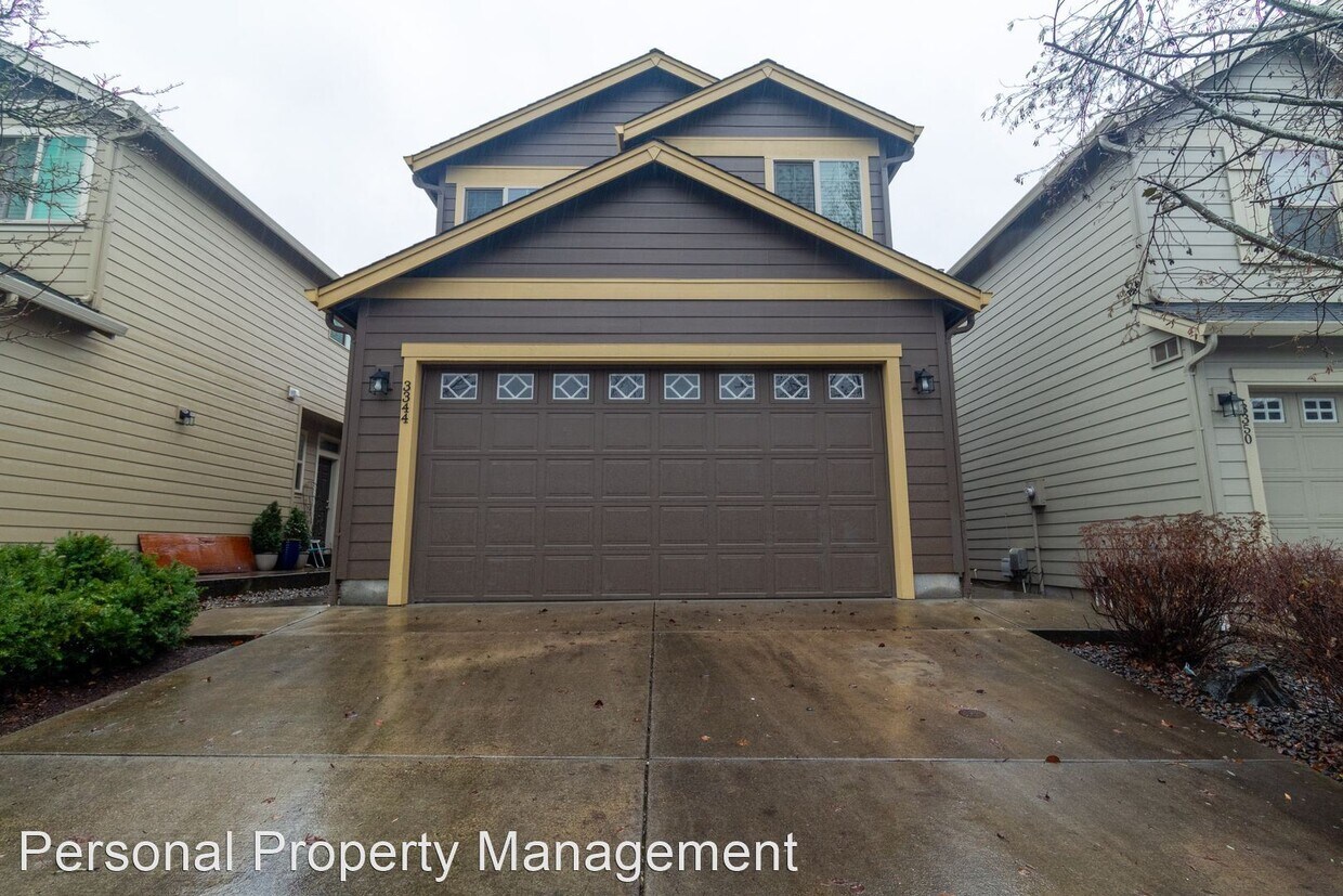 3 br, 2.5 bath House 3344 NW 47th Dr House Rental in Camas, WA