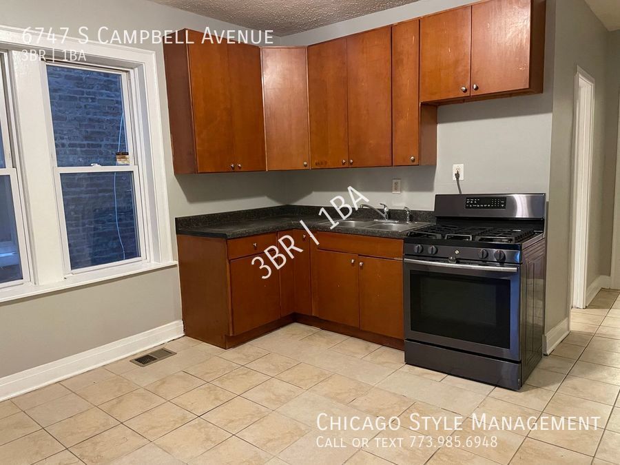 Primary Photo - 3 bedroom apartment