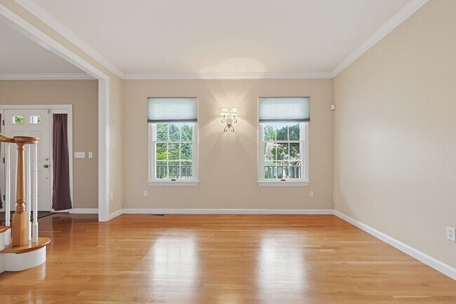 Foto del edificio - 6 Waterville Ln