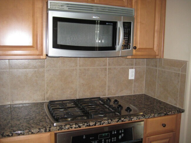 Foto del edificio - 6417 NE Southbrook Ct