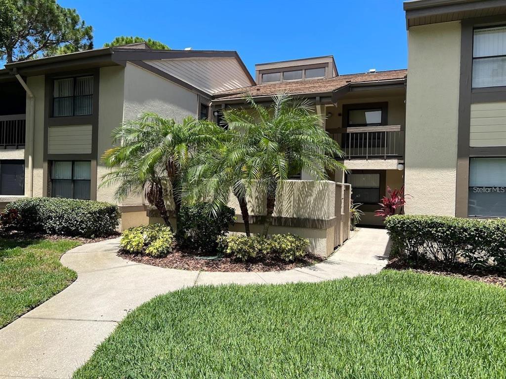 Foto principal - 333 Woodlake Wynde