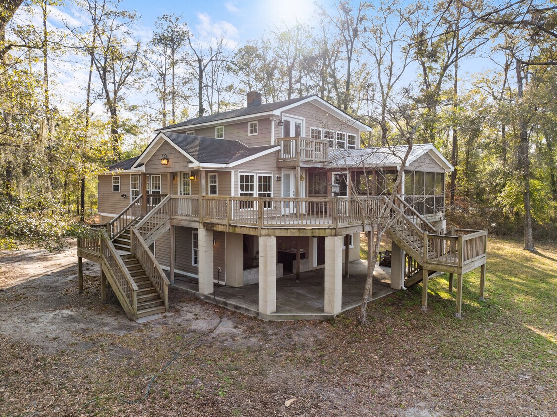 Primary Photo - 292 Tuckasee-King Landing Rd