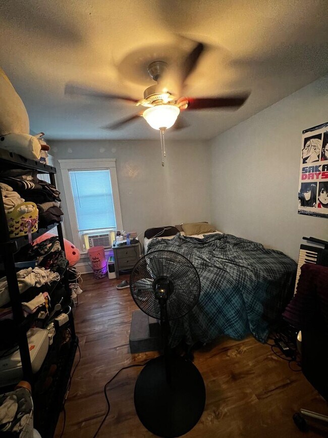 Foto del edificio - 1701 Edgewood Ave