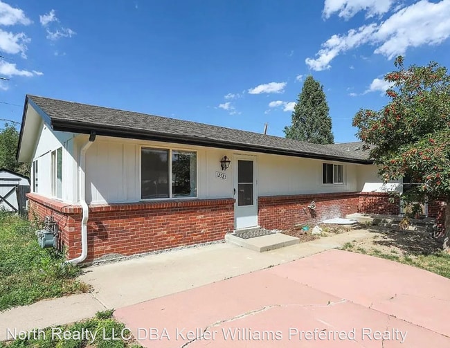 Building Photo - 5 br, 2 bath House - 12583 W. 12th Pl.