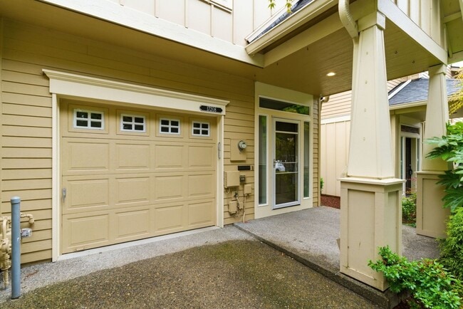 Photo - 17208 SW Pleasanton Ln House