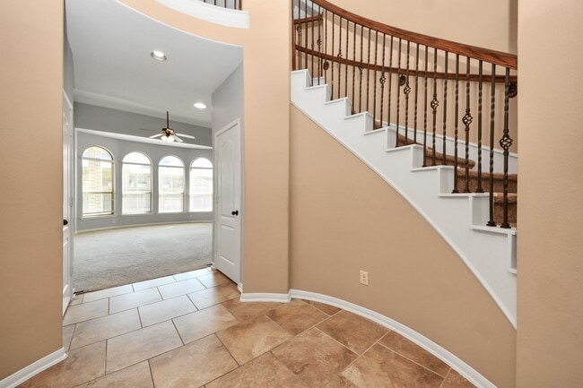 Foto del edificio - 9427 Sapphire Bay Ln