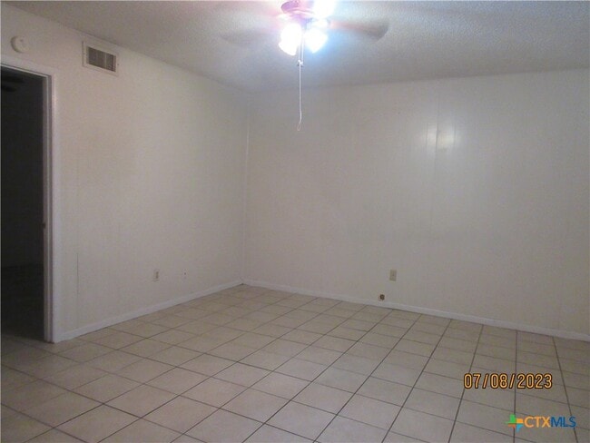 Foto del edificio - 2904 Lake Rd