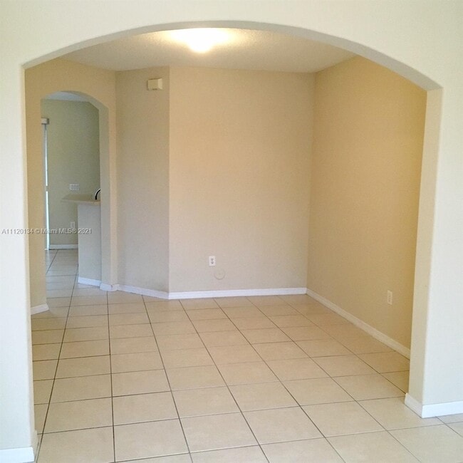 Building Photo - 10810 SW 243rd Ln