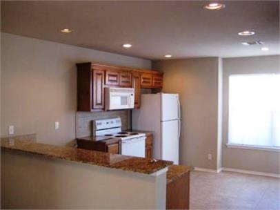 Building Photo - 952 Pebble Brk