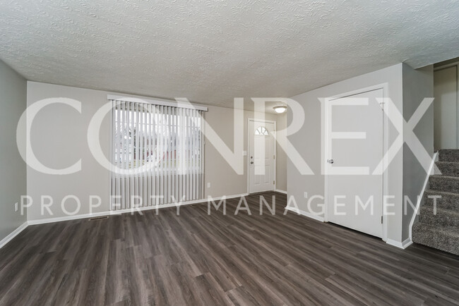 Building Photo - Adorable 3 Bedroom