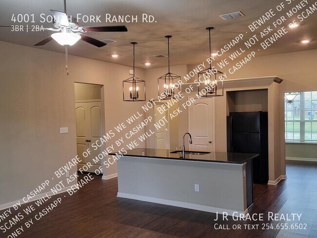 Foto del edificio - 4001 S Fork Ranch Rd