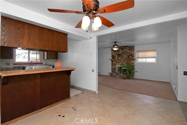 Foto del edificio - 1034 Thompson Ave