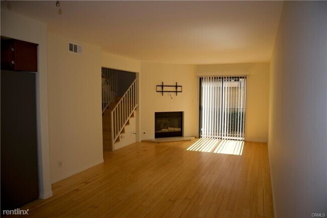 Foto del edificio - 2 br, 2 bath Townhome - 1440 260th Street,...