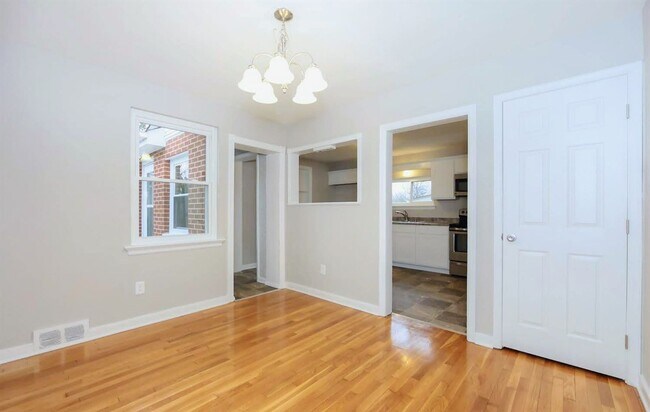 Foto del edificio - 3 Bedroom Home in Lynchburg