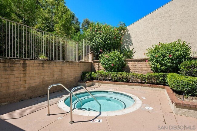 Foto del edificio - Completely Remodeled 3br Townhome in UTC