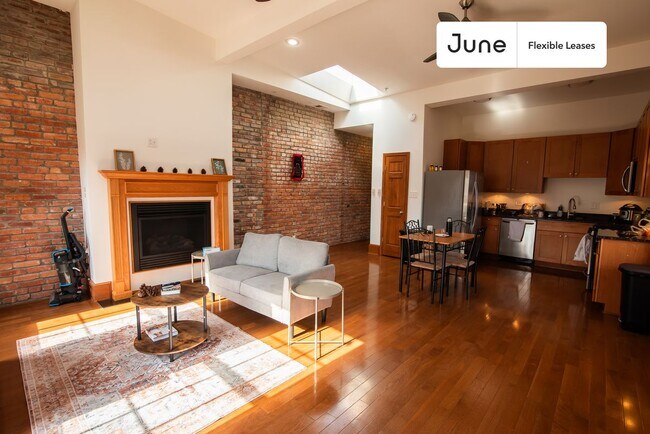 Foto del edificio - 1337 Girard St NW