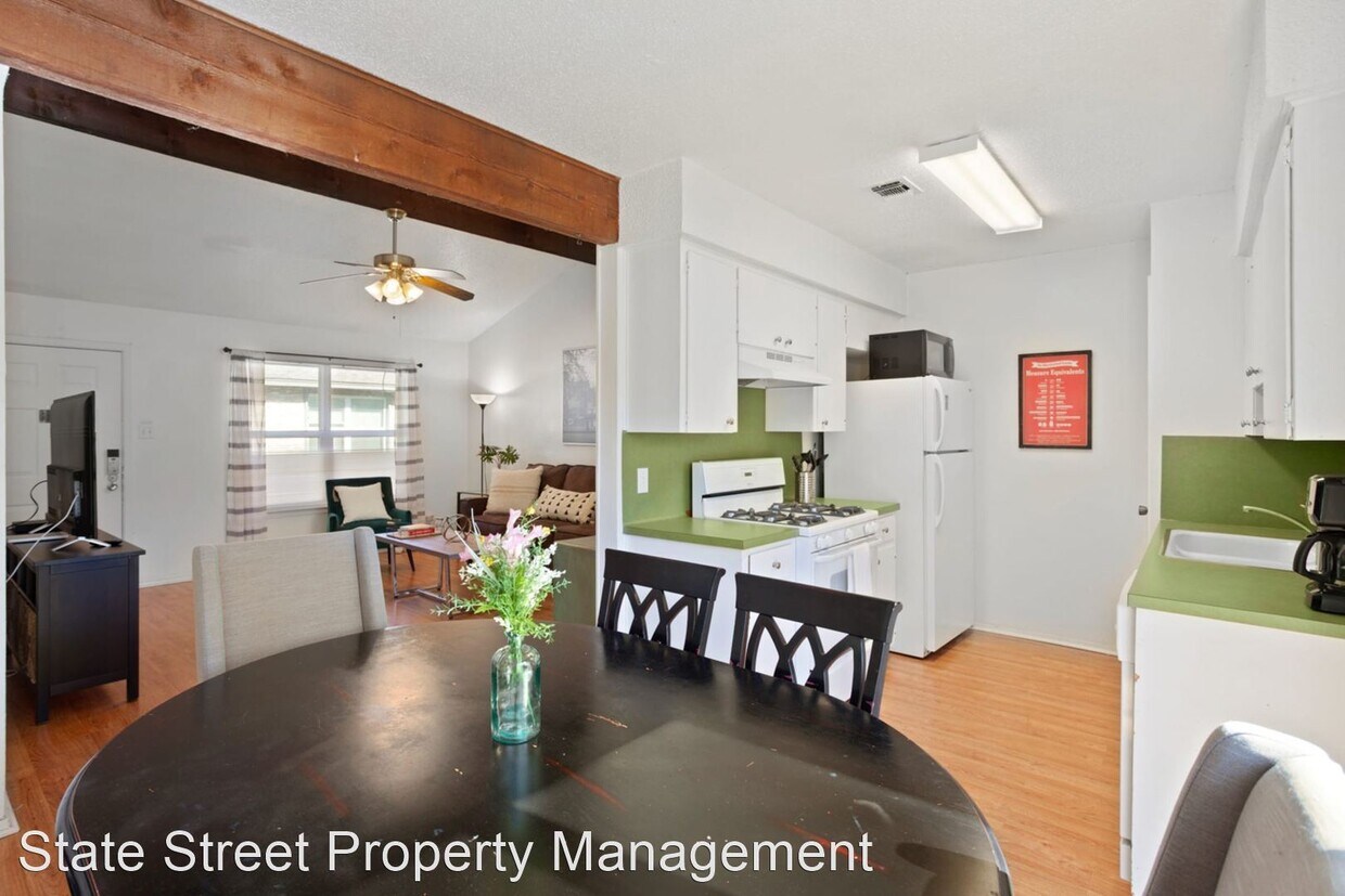 Primary Photo - 1603 Kinney Ave