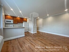 Building Photo - 305 San Juan Dr