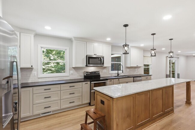 Building Photo - Stunning 4 Bedroom, 2.5 Bathroom Home in the Heart of Columbia, MD...voted top place to live in A...