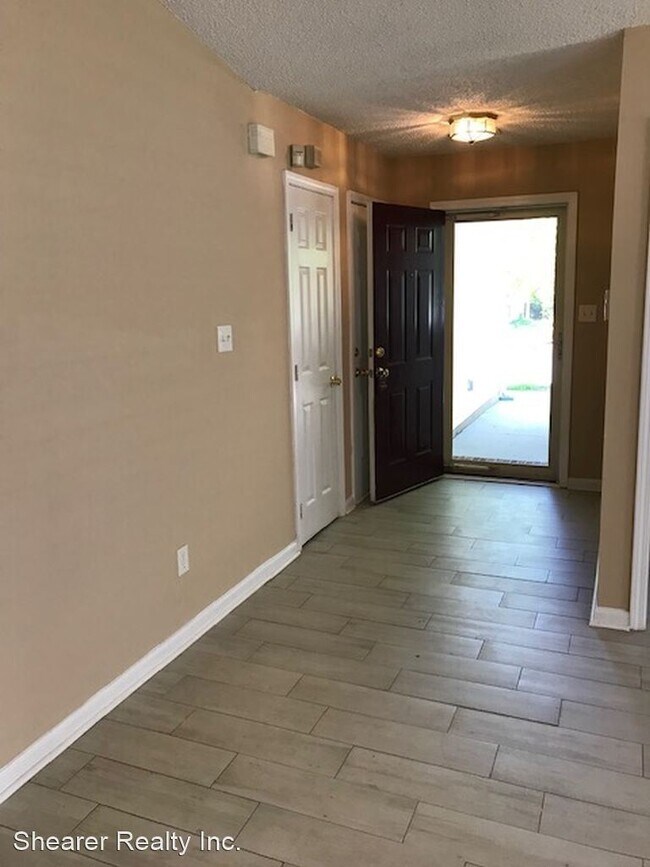 Building Photo - 7326 Preakness Stakes Ln