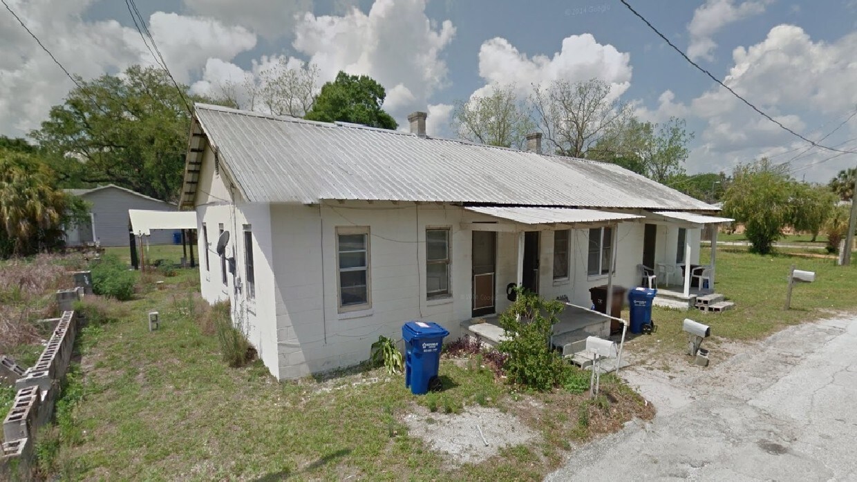 Building Photo - 108 NW 4th Ave