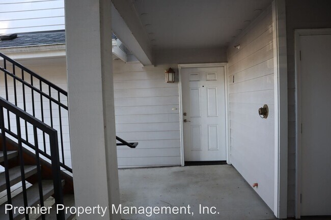 Building Photo - 1715 Brandt Rd