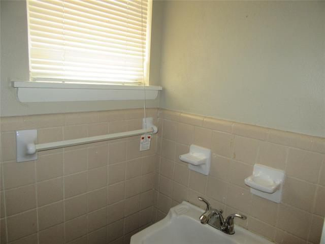 Building Photo - 311 Cypress St