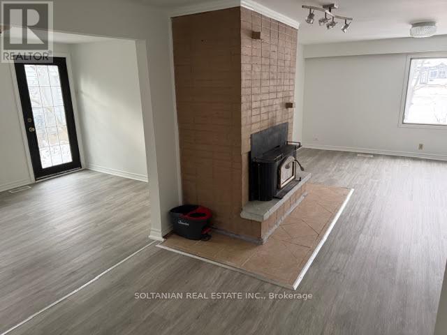 Building Photo - 207 Bayview Ave